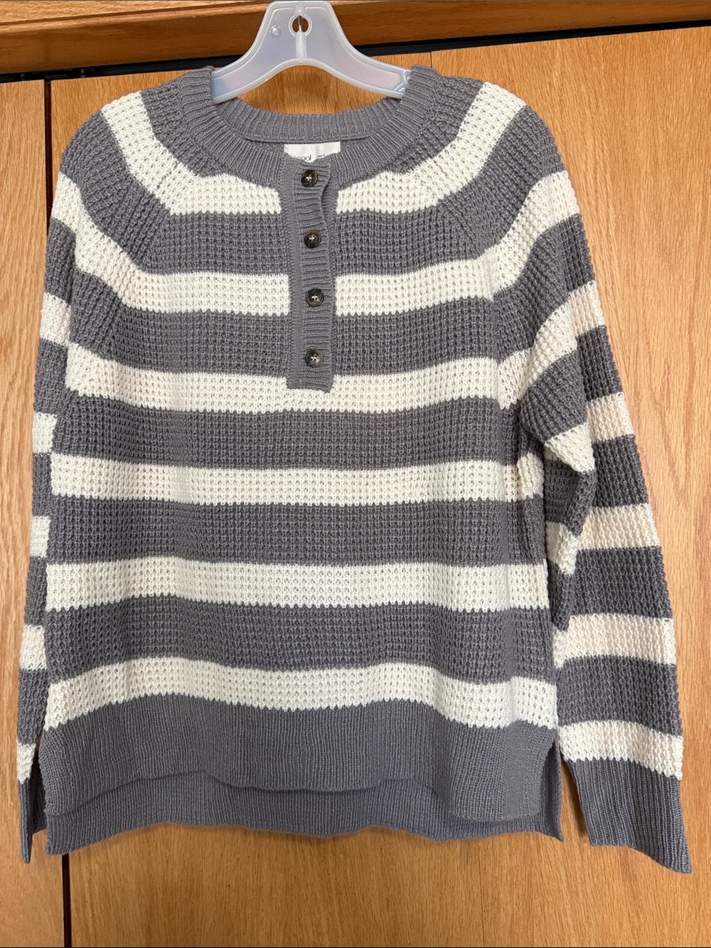 Striped Crewneck Henley Sweater in Gray and Cream